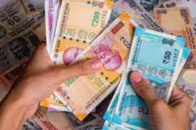 HAL Shares Trade Lower After Turning Ex-Dividend; Key Details Investors Should Know