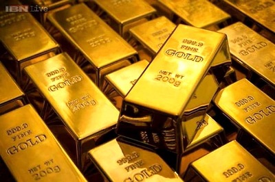 Gold slips to Rs 24,758 in futures trade on weak global cues