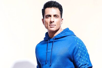 Sonu Sood Offers Medical Assistance To Chennai Flood Victims
