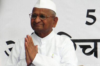 Anna backs Gen VK Singh's decision to join BJP, endorses Kiran Bedi