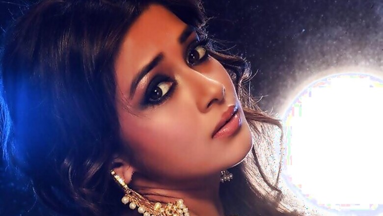 Tina Dutta breaks down on last day of 'Uttaran'