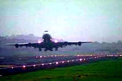 World's longest aircraft 'The Airlander 10' revealed in new pictures