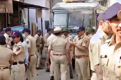 Loudspeaker Row: Cops Take Action, Arrest 150 MNS Workers in Nashik for Stirring Communal Tensions