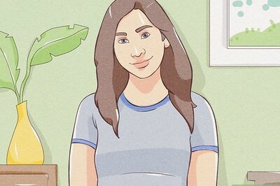 How to Curl Thick Hair With a Curling Iron