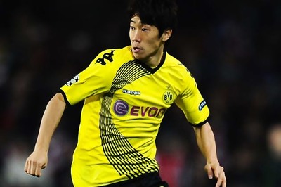 Dortmund midfielder Kagawa holds Ferguson talks