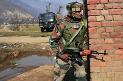 Encounter Breaks Out in Kashmir's Shopian District