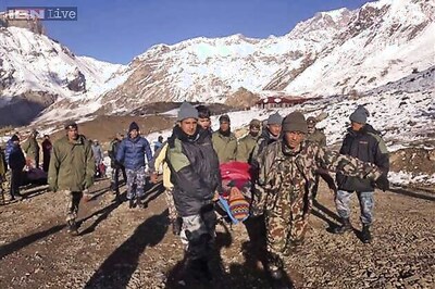 Nepal snowstorm kills 3 Indians; death toll rises to 30