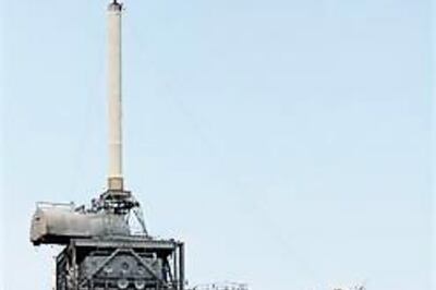 Storm grounds space shuttle Atlantis