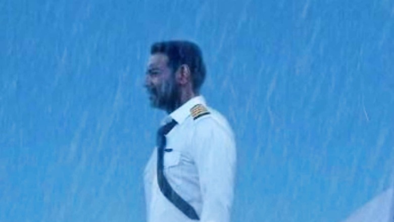 Runway 34: Ajay Devgn Introduces Himself as Pilot Vikrant Khanna in New Video; Watch