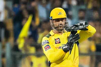 'Please Continue to be CSK Captain': Pilot's Special Request to Dhoni from Cockpit, Video Goes Viral - WATCH
