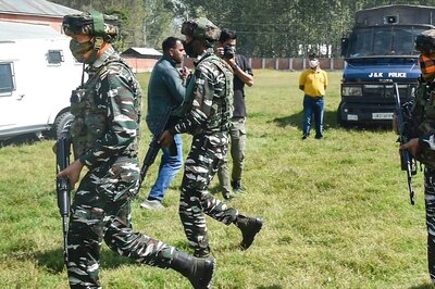 Shift in Militants’ Pattern? A Look at Recent Killings in Kashmir Suggests Minority Civilians Prime Targets