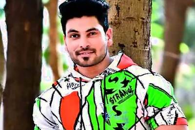 Bigg Boss Fame Shiv Thakare Opens His Restaurant In Mumbai; Details Below