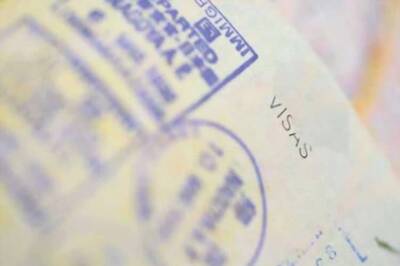 Britain Moots to Nearly Halve International Student Visas