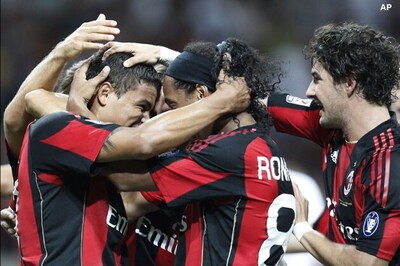 Serie-A players plan strike over contract dispute