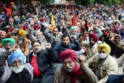 Farmer Leaders Observe Hunger Strike; Another Delegation Meets Agri Minister in Support of New Laws