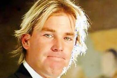 Warne rejects fear of surgery