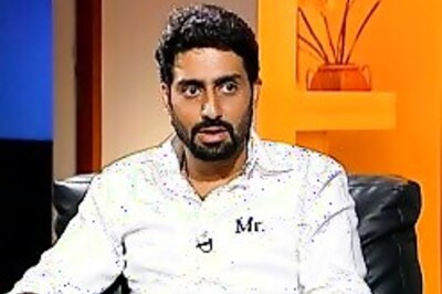I didn't drop my pants in UK: Abhishek