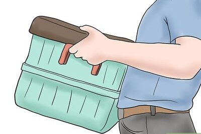 How to Start Up a Freshwater Fishing Tackle Box