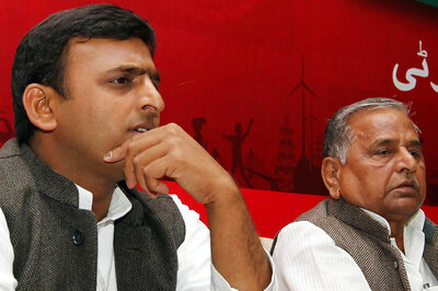 How Shivpal's Removal From Cabinet by Akhilesh Shocked the Mulayam Camp