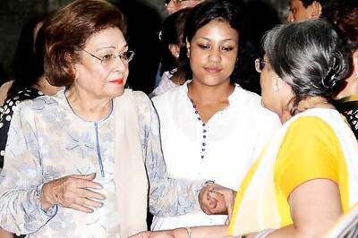 Snapshot: Ranbir Kapoor's grandmom watches 'Yeh Jawaani Hai Deewani'