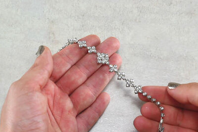 How to Clean White Gold