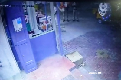 Tamil Nadu Custodial Deaths: CCTV Footage Contradicts Police Version of Resistance from Father and Son