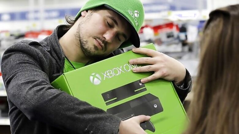 Microsoft slashes Xbox One price by $100, frees up Netflix, other popular apps