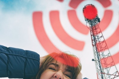 Fact Check: Does Radiation From 5G Cell Phones Increase Risk Of Cancer?