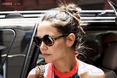 Is Katie Holmes dating Jamie Foxx?