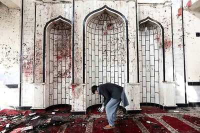 Smell of Blood and Flesh in Kabul's Shiite Mosque Hit by IS Suicide Bomber