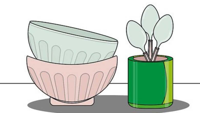 How to Decorate the Top of Kitchen Cabinets