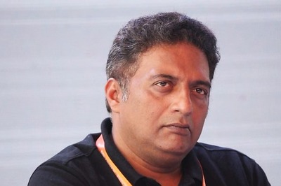 Prakash Raj Writes 'Proud Moment' As Vikram Lander Touches Down The Moon; Netizens Call Him A 'Hypocrite'