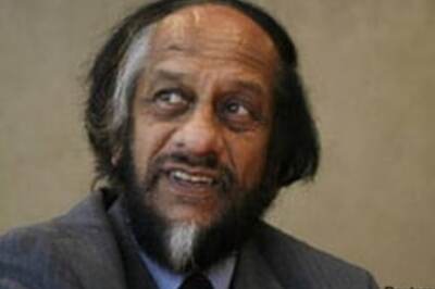 Pachauri won't quit over glacier meltdown blunder