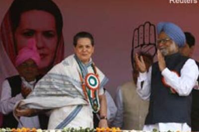 Smooth sailing for UPA, parties scramble to support