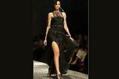 Aliens, astronauts main fashion week themes