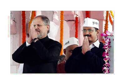 Kejriwal, Jung sit together at Rajpath enclosure for Republic Day parade