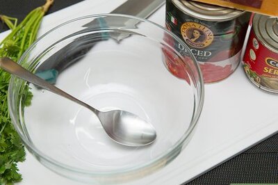 How to Make Queso Dip