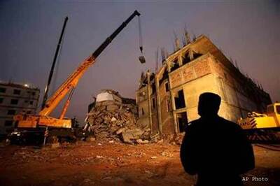 Building collapse: Pressure on retailers to fix factories