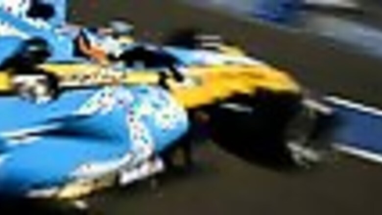 Alonso grabs pole at Silverstone