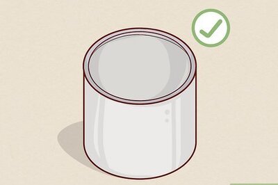 How to Make Natural Scented Candles With Essential Oils