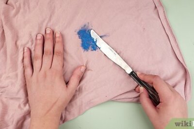 How to Remove Paint from Fabrics