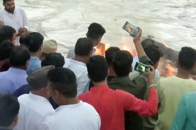 Uttarakhand Teen Murder Updates: Forensic Team Reaches Resort for Probe; Rishikesh-Badrinath NH Blockade Ends After Victim's Last Rites