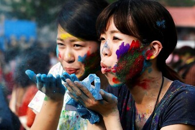 Holi 2017: Here's How You Can Look Your Best For The Festivities