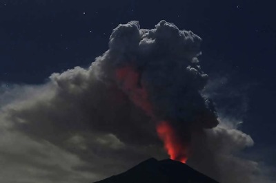 Thousands of Tourists Stranded as Indonesia Shuts Bali Airport After Volcanic Eruption