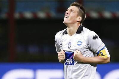 Denis' hat-trick in 12 minutes helps Atalanta floor Inter