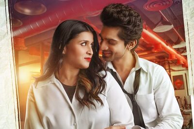 Abhishek Kumar Holds Mannara Chopra Close As They Turn Love-Birds For Music Video; FIRST Look Out