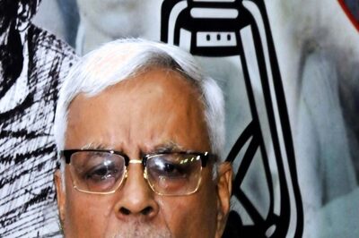 RJD Leader Criticises Congress Leaders' Presence at Godman's Congregation