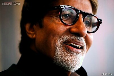 Amitabh Bachchan laughs off 'disappointed' fan's remarks; refers to him as extended family