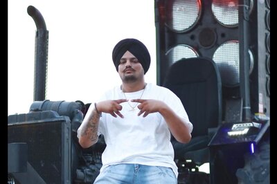 Moose Wala Death: Man Who Took Selfie With Singer as Fan Among 8 Held for 'Recce' Before Murder