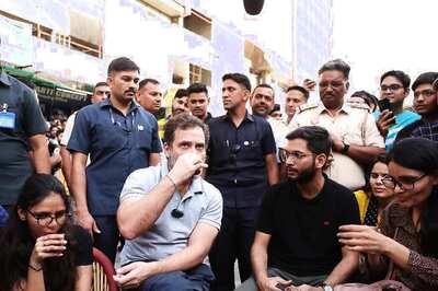 Rahul Interacts with Students Preparing for UPSC, SSC Exams in Mukherjee Nagar